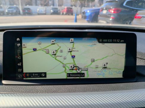 Used 2018 BMW 330e w/ M Sport Package image 17