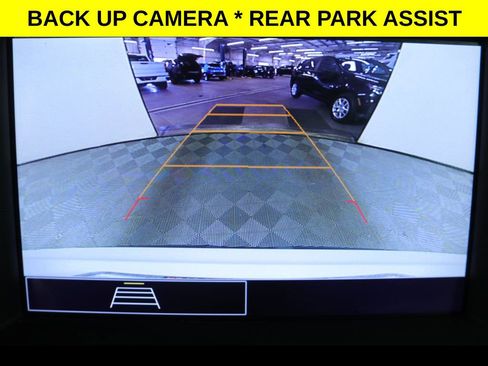 Used 2023 GMC Acadia SLE w/ Driver Convenience Package AWD/4WD image 10