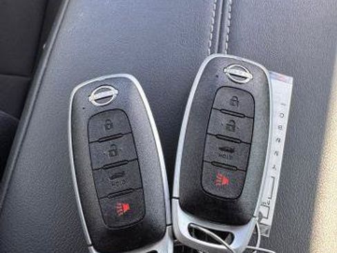 Certified 2025 Nissan Sentra S FWD image 29