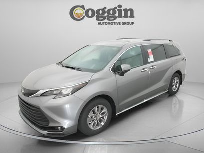 New 2026 Toyota Sienna XLE