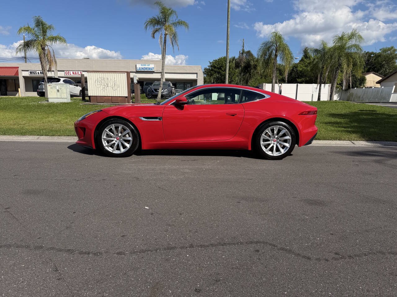 Used 2015 Jaguar F-TYPE Coupe RWD image 8