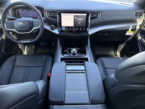 New 2026 Jeep Grand Wagoneer Limited w/ Premium Group II image 17