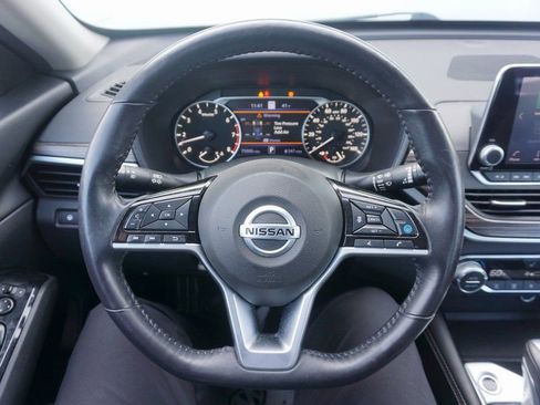 Used 2021 Nissan Altima 2.5 SL image 3