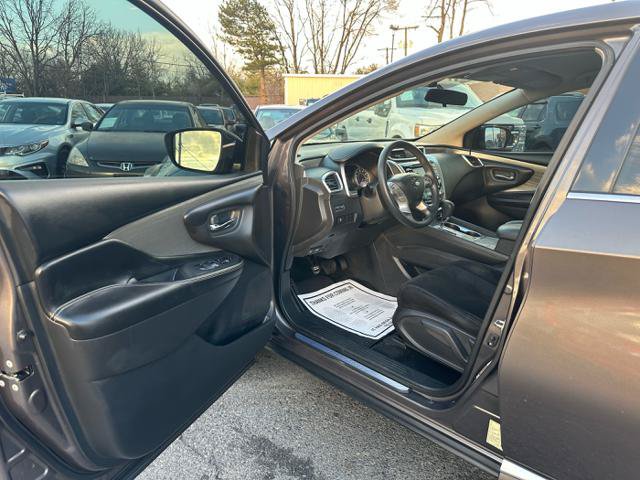 Used 2017 Nissan Murano S w/ Navigation Package AWD/4WD image 11
