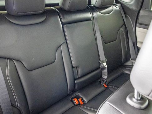 New 2026 Jeep Compass Limited image 34