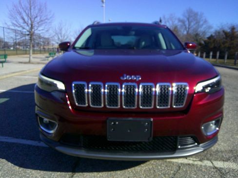 Used 2020 Jeep Cherokee Limited image 42