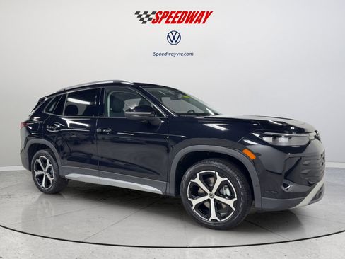 New 2026 Volkswagen Tiguan SE AWD/4WD image 13
