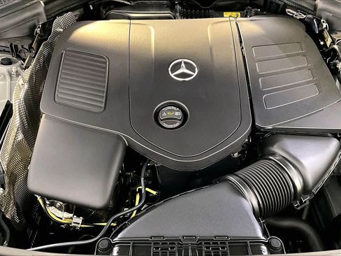 New 2027 Mercedes-Benz GLC 300 4MATIC image 14