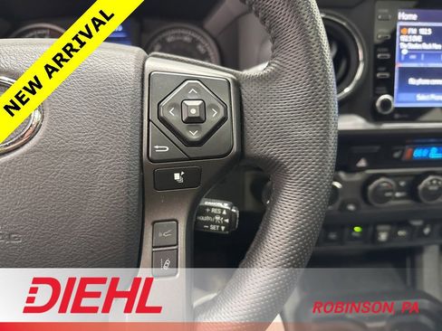 Used 2023 Toyota Tacoma TRD Off-Road image 25