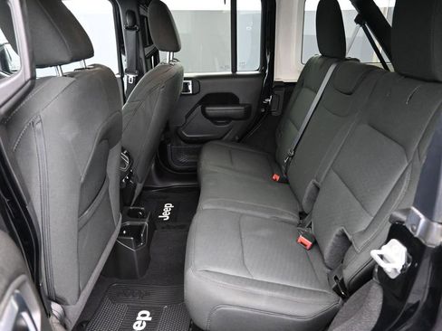 Used 2021 Jeep Wrangler Unlimited Sport image 12