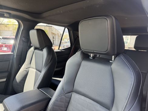 Used 2025 Toyota 4Runner TRD Off-Road Premium AWD/4WD image 14