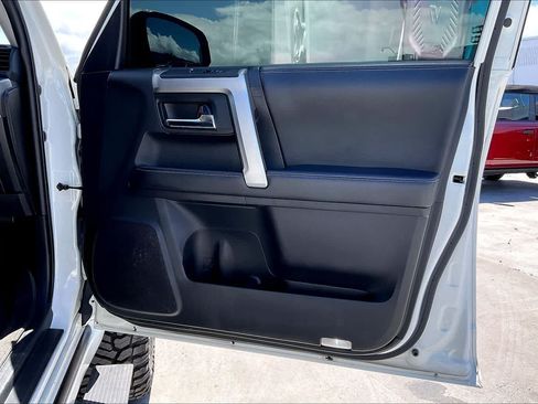 Used 2021 Toyota 4Runner Limited RWD image 28