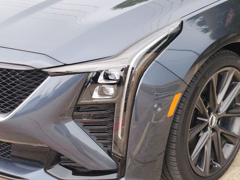 Used 2025 Cadillac CT5 Sport RWD image 6