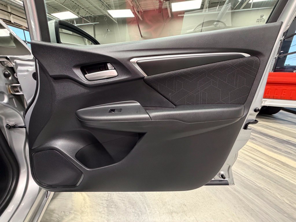 Used 2015 Honda Fit EX image 38