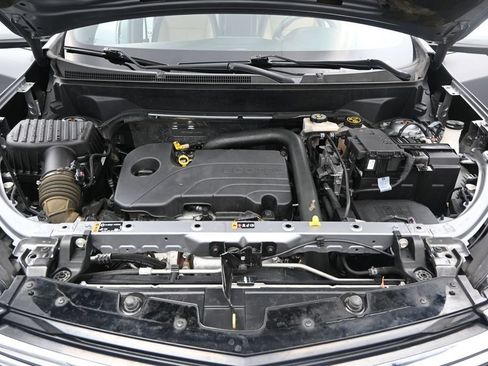 Used 2023 Chevrolet Equinox Premier FWD image 24
