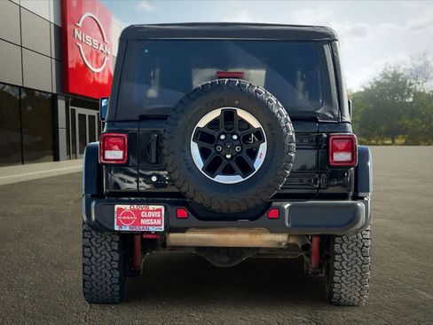 Used 2019 Jeep Wrangler Unlimited Rubicon AWD/4WD image 8