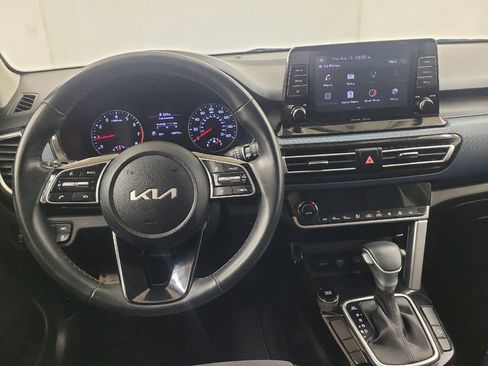Used 2023 Kia Seltos S FWD image 22