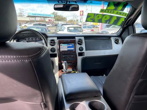 Used 2012 Ford F150 Lariat w/ Lariat Chrome Pkg image 8