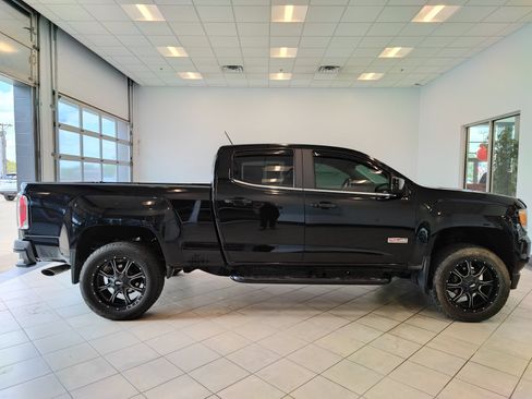 Used 2015 GMC Canyon SLE AWD/4WD image 2