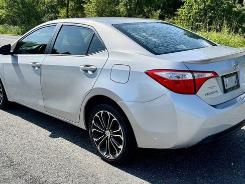 Used 2015 Toyota Corolla S FWD image 8