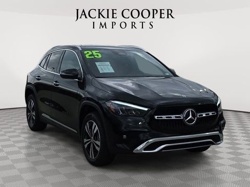 Certified 2025 Mercedes-Benz GLA 250 4MATIC image 3