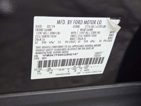 Used 2019 Ford Explorer Limited w/ Class III Trailer Tow Package FWD image 39