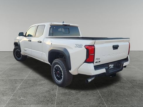 Certified 2025 Toyota Tacoma TRD Off-Road w/ TRD Off Road Premium Package AWD/4WD image 5