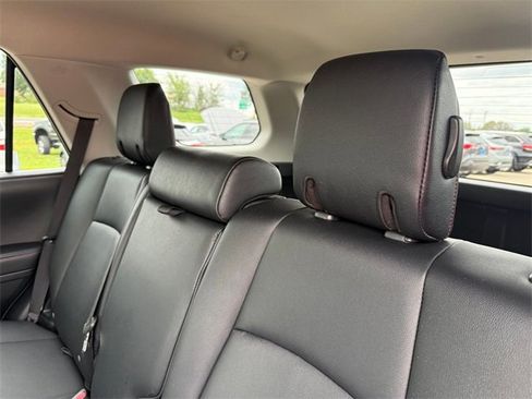 Used 2024 Toyota 4Runner TRD Off-Road Premium image 31