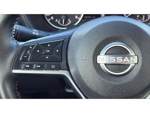 Used 2025 Nissan Sentra SR FWD image 21