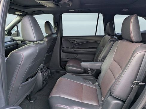 Certified 2020 Honda Pilot Black Edition image 15