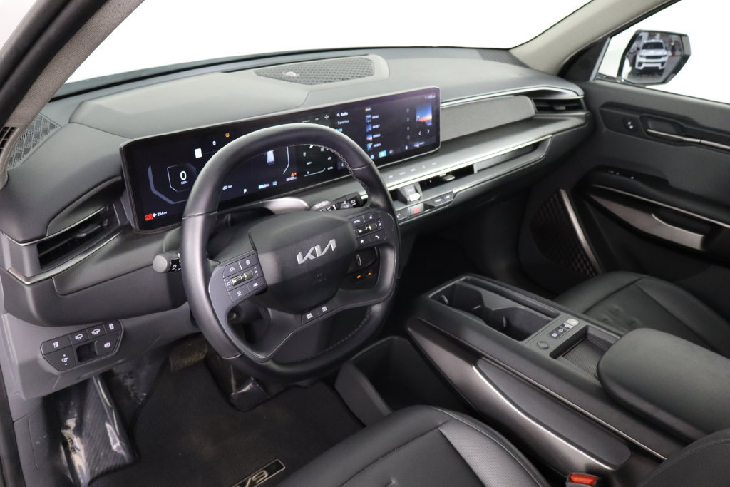 Used 2024 Kia EV9 Wind AWD/4WD image 28