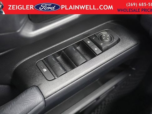 Used 2025 Toyota 4Runner SR5 image 30