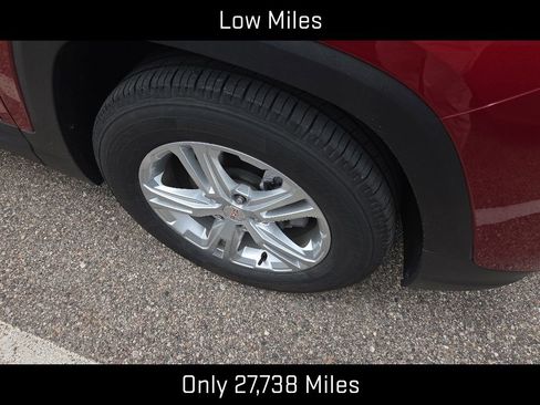 Used 2020 GMC Terrain SLE w/ Driver Convenience Package FWD image 2