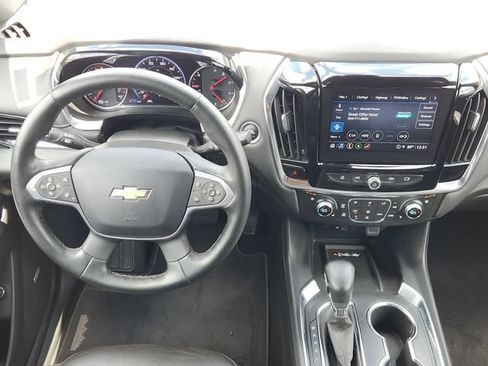 Used 2023 Chevrolet Traverse High Country AWD/4WD image 28