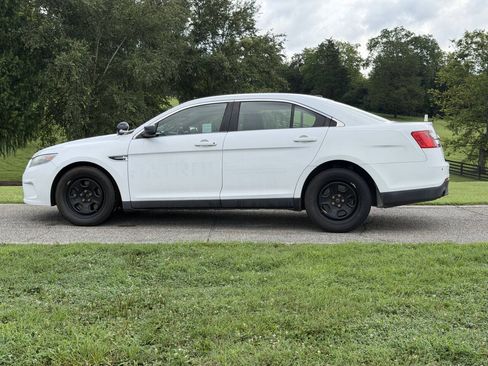 Used 2014 Ford Taurus Police Interceptor AWD image 2
