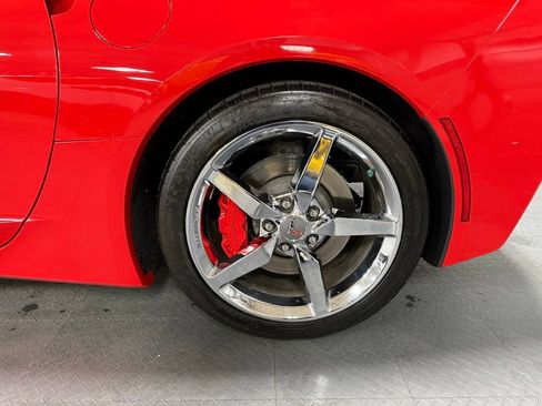 Used 2014 Chevrolet Corvette Stingray Convertible w/ 2LT Preferred Equipment Group RWD image 7