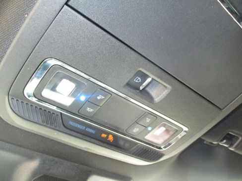 Used 2023 Ford F150 Lariat image 41