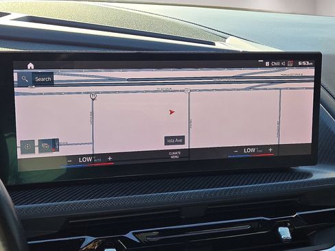 Used 2023 BMW XM AWD/4WD image 27