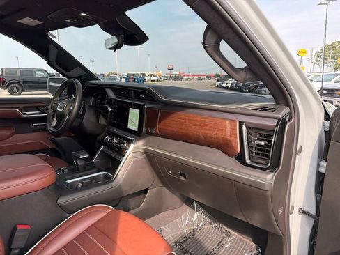 Used 2025 GMC Sierra 1500 Denali Ultimate AWD/4WD image 23