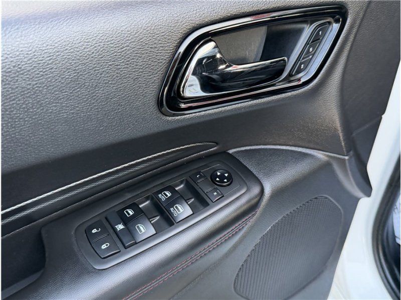 Used 2021 Dodge Durango R/T w/ Blacktop Package RWD image 17