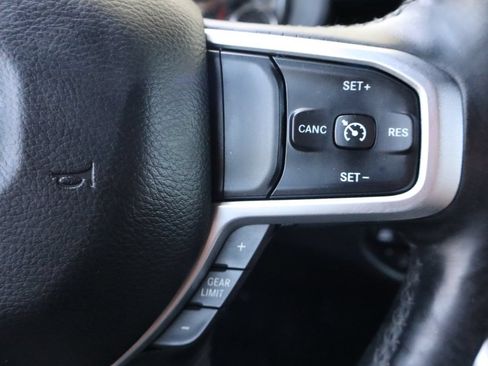 Used 2019 RAM 1500 Big Horn AWD/4WD image 30