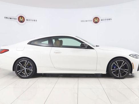 Used 2023 BMW M440i Coupe image 2