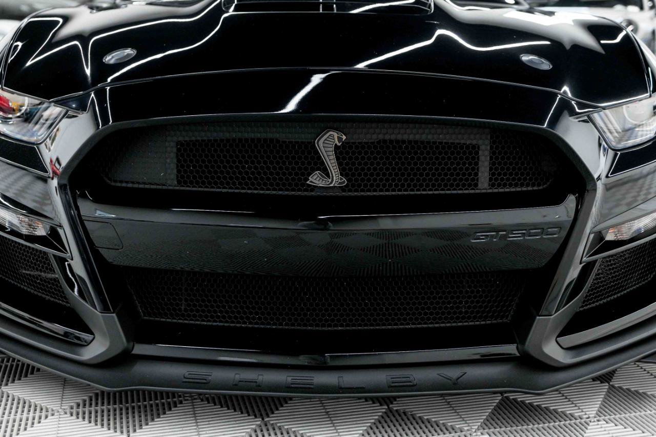 Used 2021 Ford Mustang Shelby GT500 w/ Carbon Fiber Track Pack RWD image 18