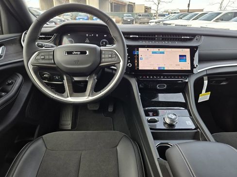 New 2026 Jeep Grand Cherokee Altitude AWD/4WD image 15