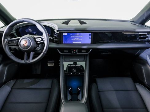 New 2026 Porsche Macan Electric image 27