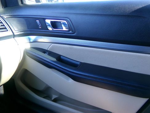 Used 2017 Ford Explorer 4WD image 21