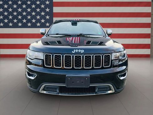 Used 2017 Jeep Grand Cherokee Limited RWD image 3