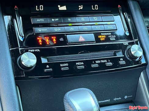 Used 2025 Lexus IS 350 F Sport w/ Navigation Package RWD image 27