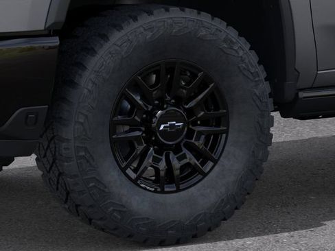 New 2026 Chevrolet Silverado 2500 ZR2 AWD/4WD image 9