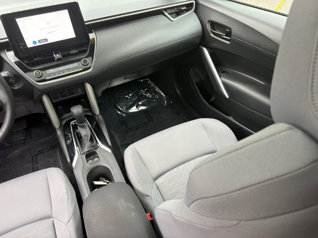 Used 2024 Toyota Corolla Cross AWD Hybrid w/ Moonroof Package image 20